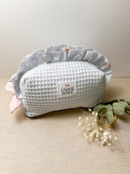 Neceser con volantito